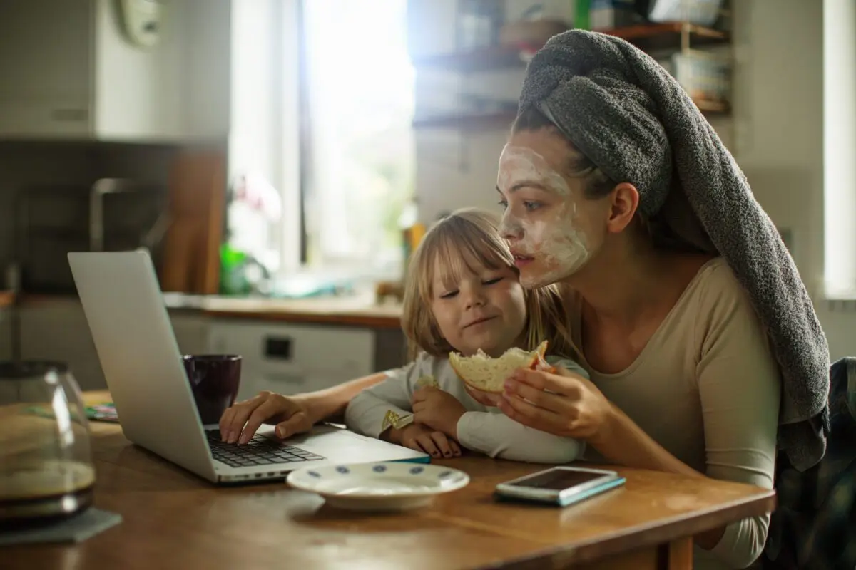 The truth about telecommuting with children