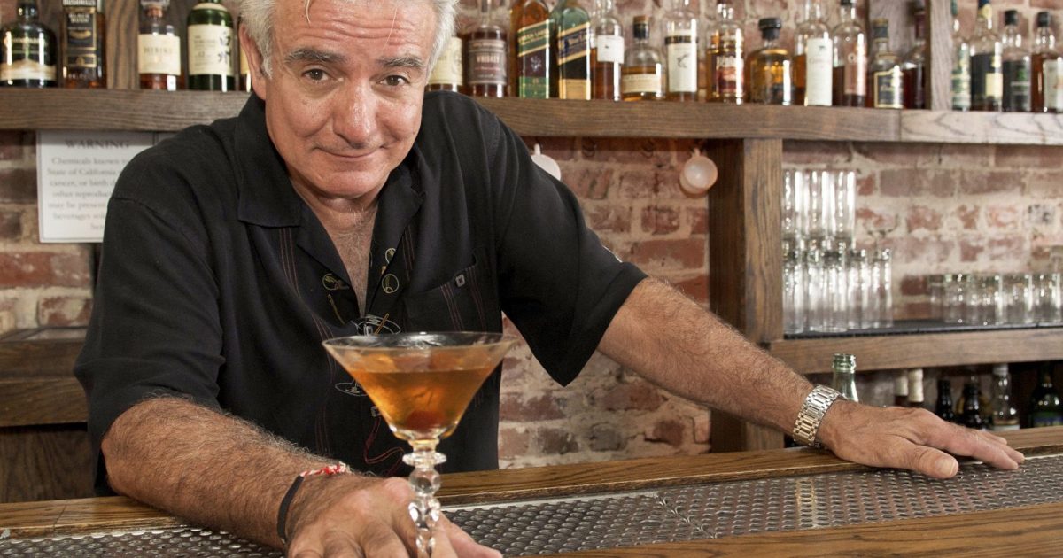 10 most famous bartenders in the history of cocktail art