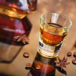 2 recipes for Amaretto liqueur at home