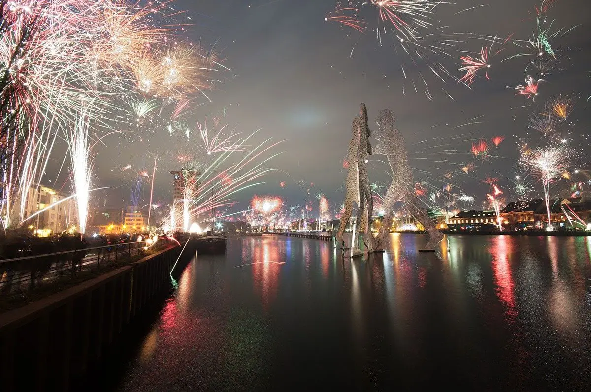 7 best cities to celebrate the New Year