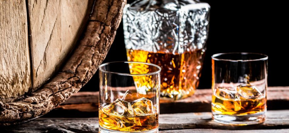 Advantages and Disadvantages of NAS Whiskey (no aging time)