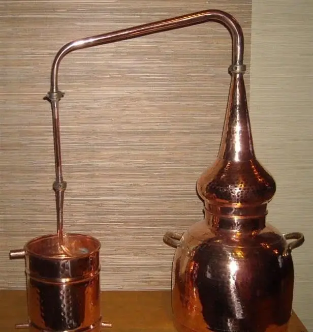 Alambik &#8211; the oldest moonshine made of copper