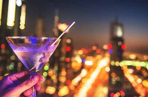 Alcohol in the UAE: about the possibilities and prohibitions for tourists