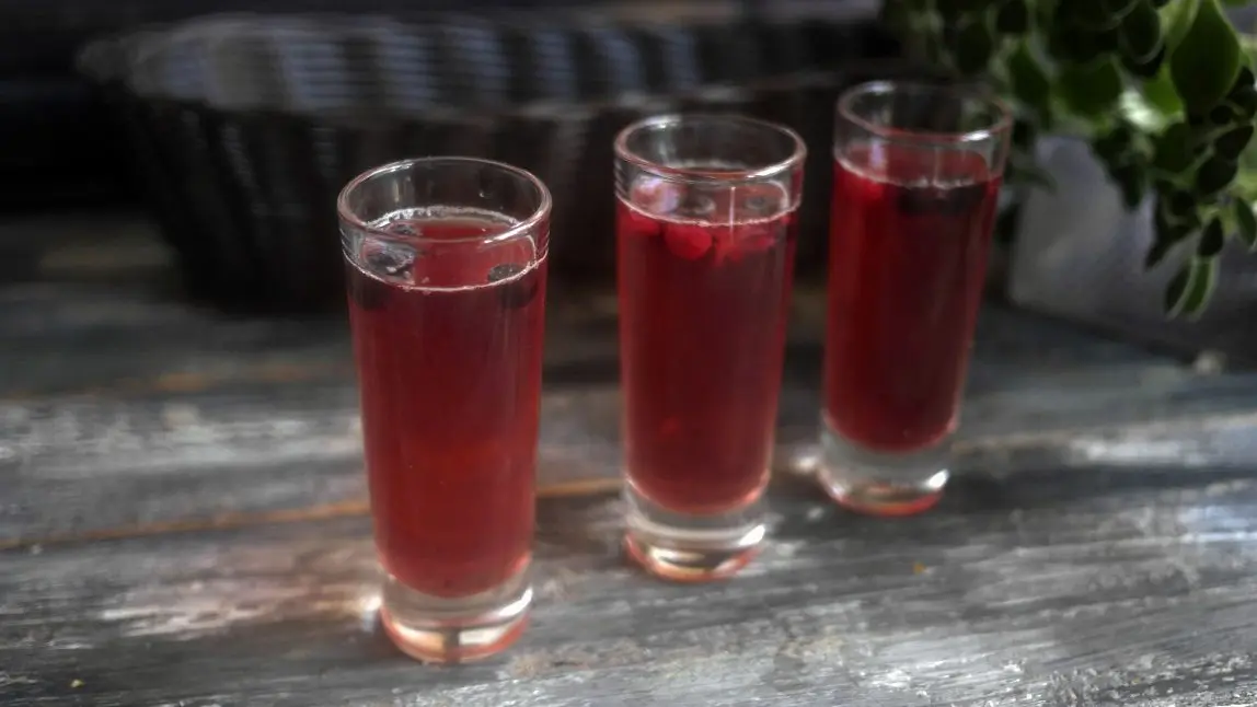 Alcoholic jelly &#8211; a non-standard dessert for a party