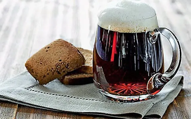 Alcoholic kvass from bread or crackers