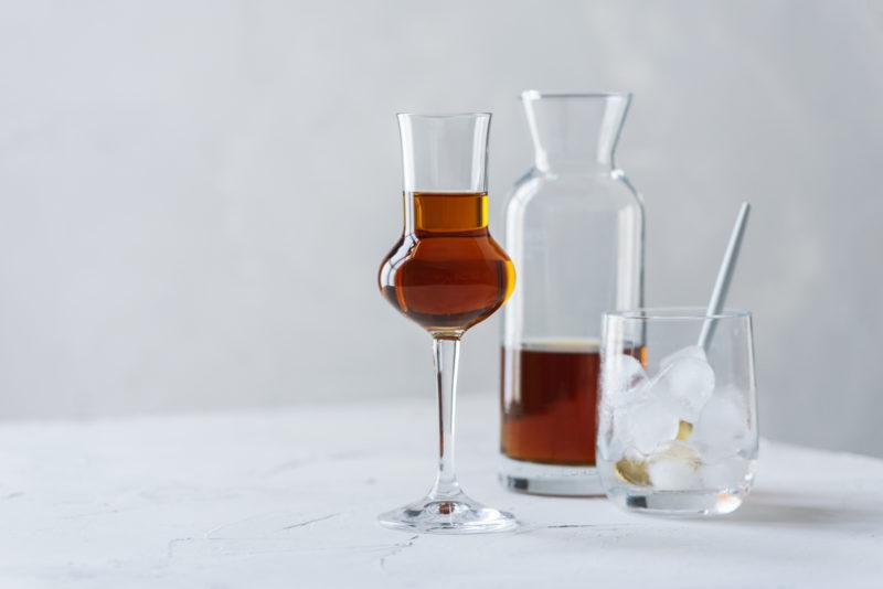 Amaro liqueurs: varieties, how to drink, cocktail recipes