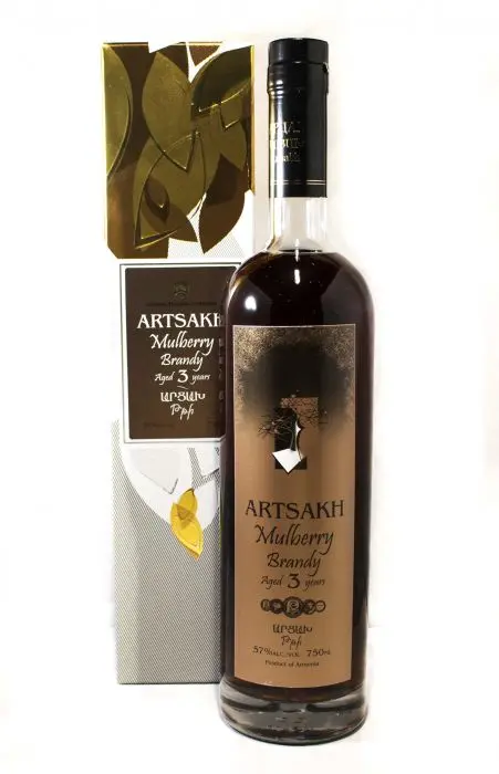 Artsakh &#8211; mulberry vodka from Armenia