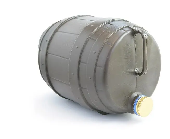 Beer in kegs instead of glass and plastic bottles