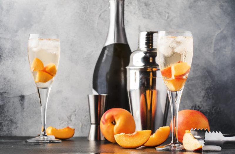 Bellini Cocktail &#8211; 9 Best Recipes, Ingredients and History