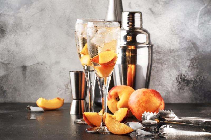 Bellini Cocktail &#8211; 9 Best Recipes, Ingredients and History