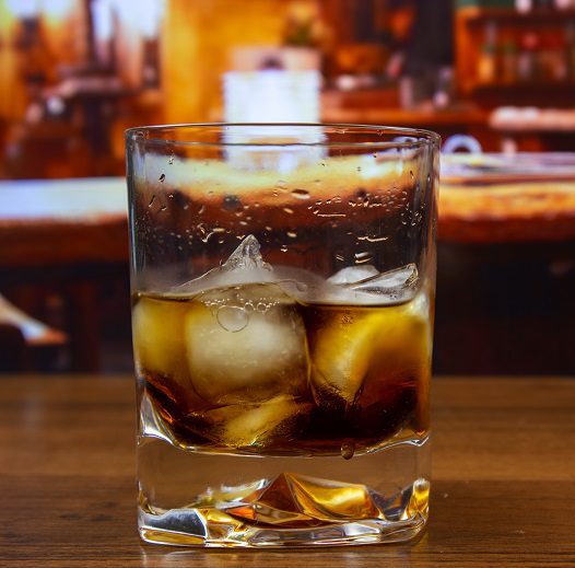 Black Russian (Black Russian) cocktail &#8211; a child of the Cold War