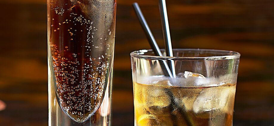 Black Russian (Black Russian) cocktail &#8211; a child of the Cold War