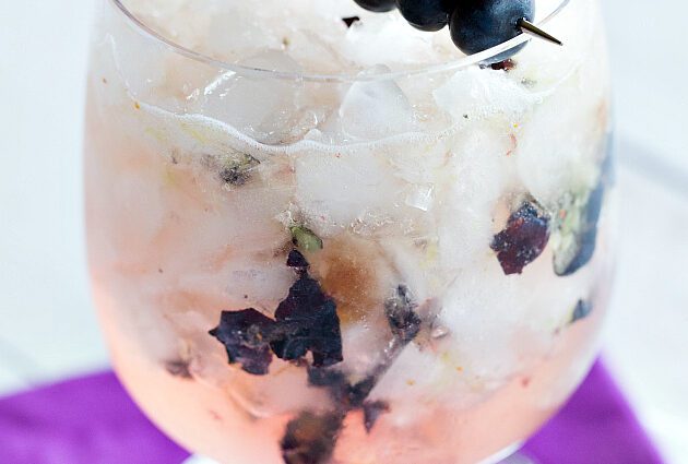 Blueberry Ginger Smash cocktail recipe