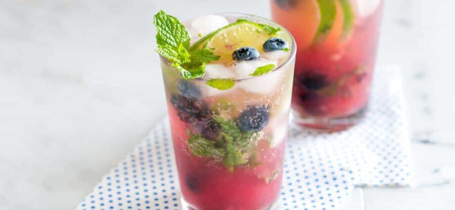 Blueberry Mojito cocktail recipe