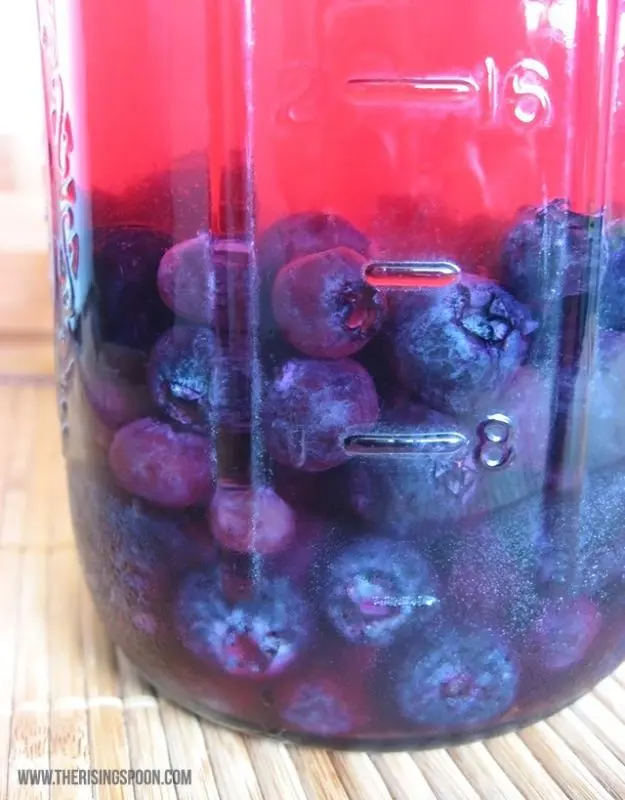 Blueberry tincture on vodka at home &#8211; a universal recipe