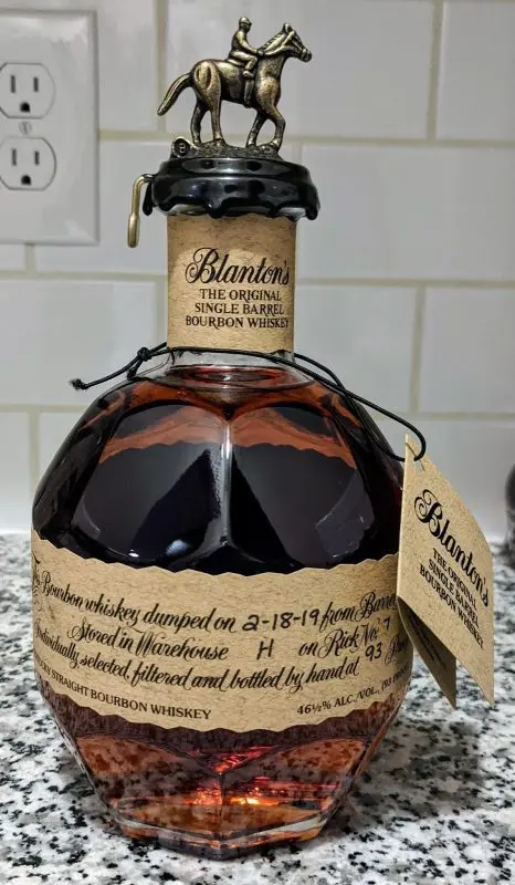 Bourbon Blantons: an overview of taste and brand