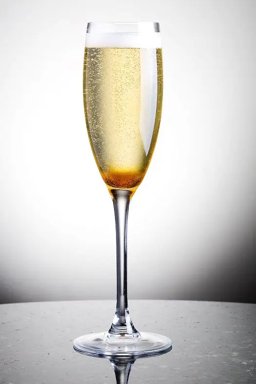 Champagne Cocktail &#8211; an appropriate mixture of cognac and champagne