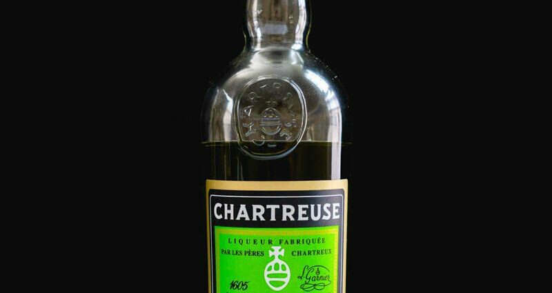 Chartreuse liqueur, how to cook it at home and drink