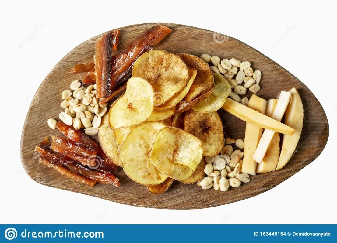 Cheese chips: a beer snack in 15 minutes