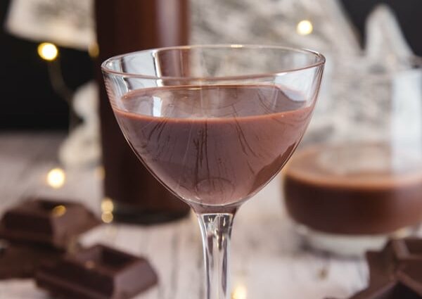 Chocolate liqueur at home &#8211; 5 recipes