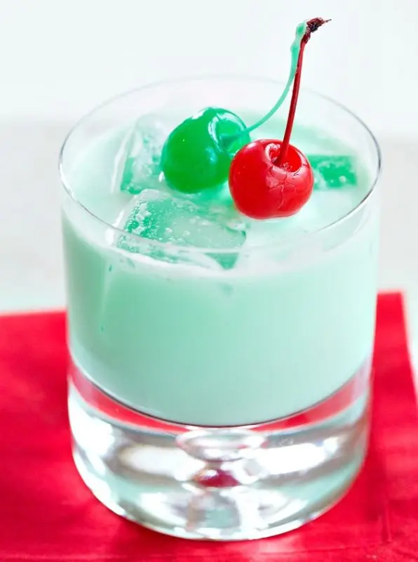 Christmas Green Dream cocktail recipe