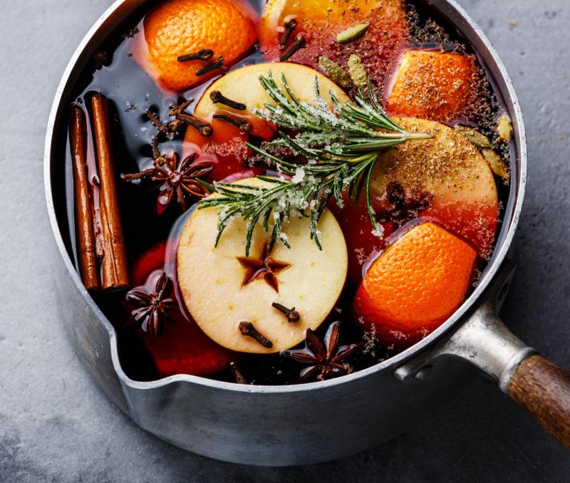 Classic mulled wine as art: 5 recipes from Europe