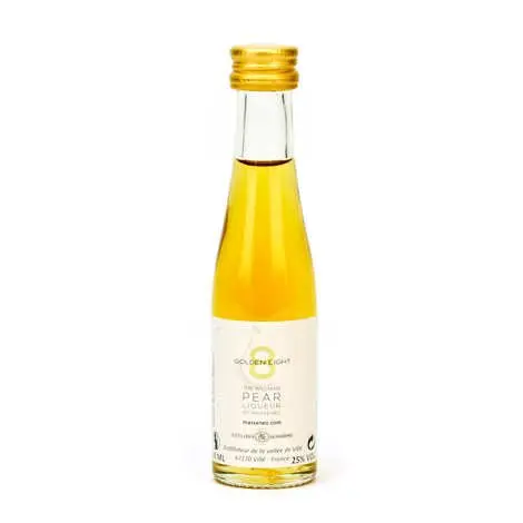 Classic pear liqueur
