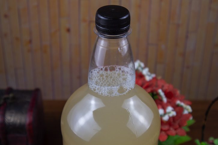 Classic white kvass made from rye and wheat flour