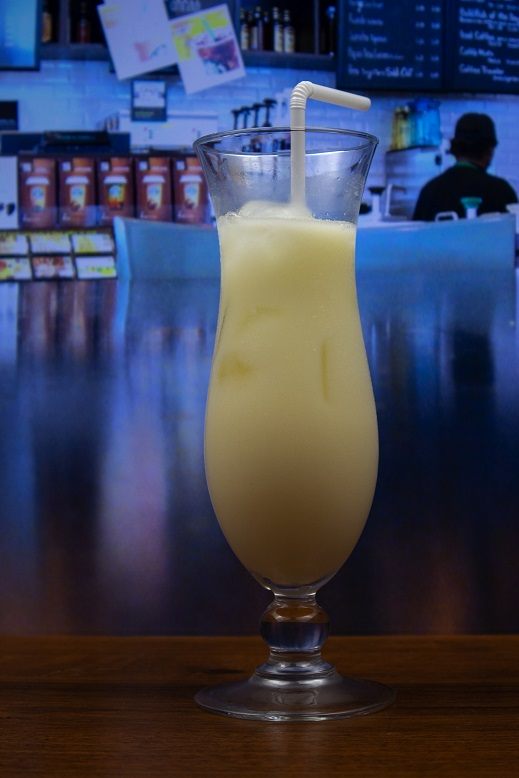 Cocktail Pina Colada (Pina colada) &#8211; a simple combination with an extraordinary taste