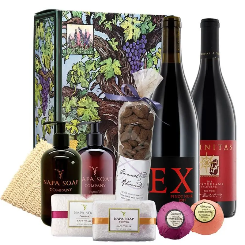 Composition of gift wine sets