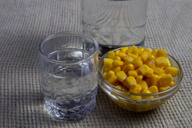 Corn moonshine &#8211; the basis of homemade bourbon