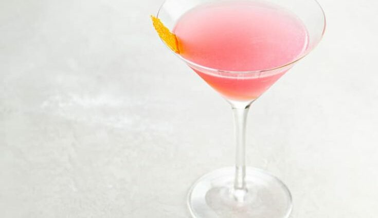 Cosmopolitan (Cosmopolitan) &#8211; a female cocktail instead of a martini