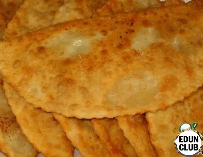 Crispy pasties on vodka (step-by-step recipe for dough and filling)