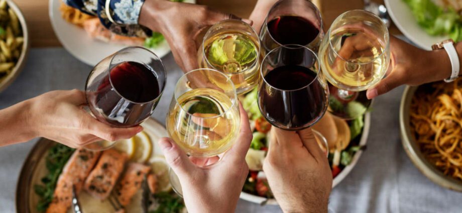 Diet and alcohol: compatible or not?