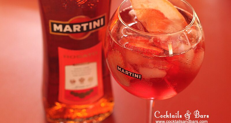 Drinking culture and martini Rosato cocktails