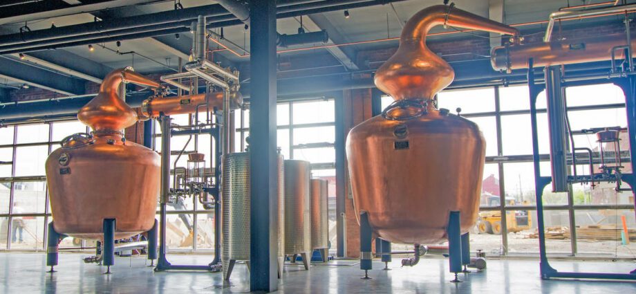 Effect of loud music on brandy distillation