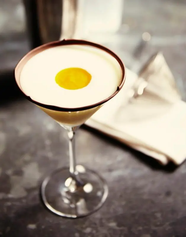 Egg Leg Cocktail: 3 recipes at home