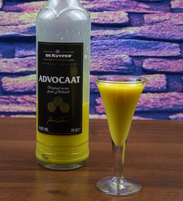 Egg liqueur Advocaat: concept, history and homemade recipe