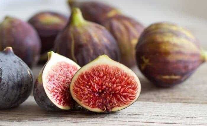 Fig wine: 4 recipes at home