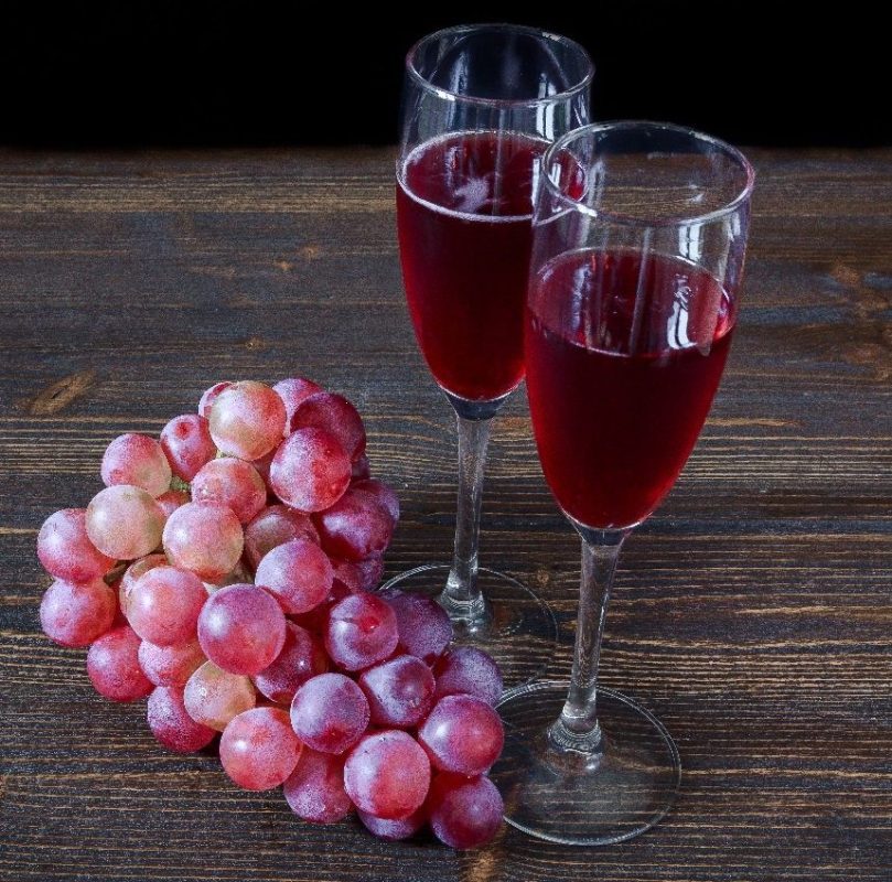 Fragolino (Italian grape wine and champagne with strawberry flavor)