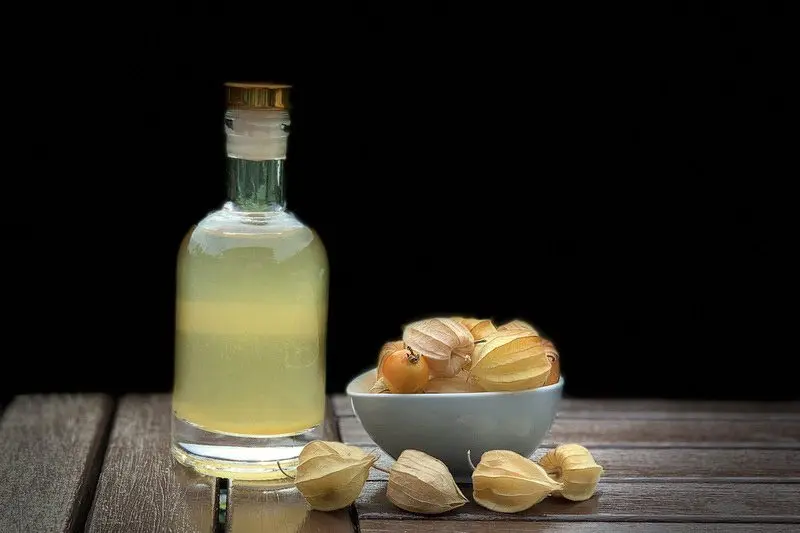 Gooseberry liqueur: 3 recipes at home