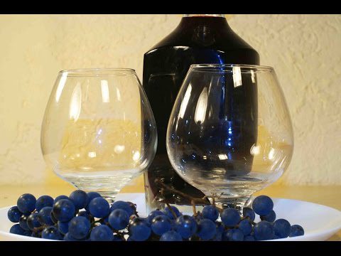 Grape liqueur and liquor: 7 recipes at home