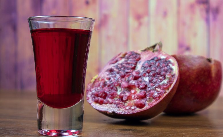 Grenadine (pomegranate syrup) recipe and cocktails with it