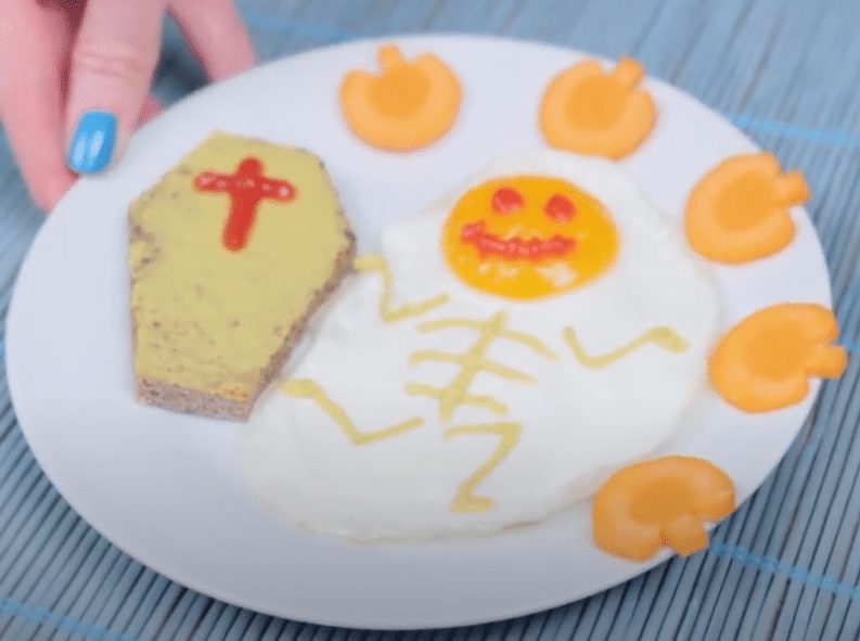 Halloween Snacks and Meals, Part 2 (Photo Idea)