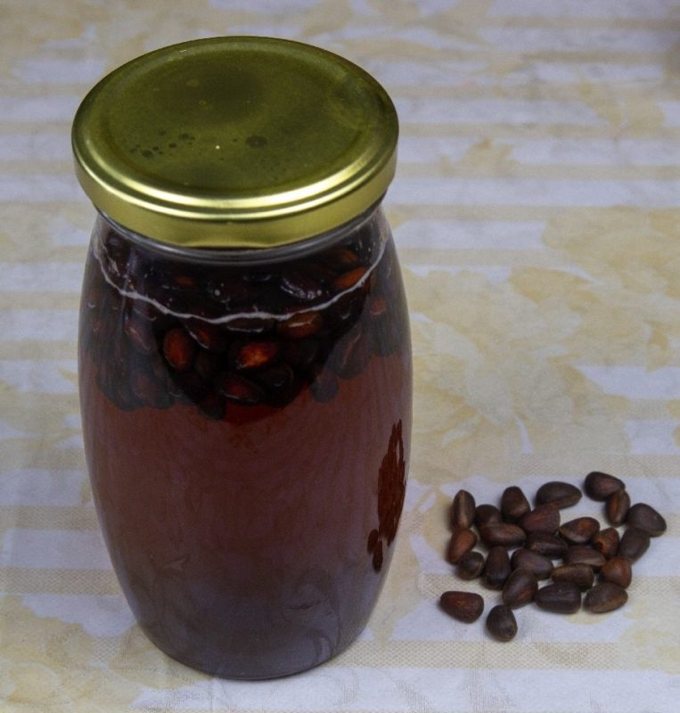 Healing tinctures from walnut and pine nut shells