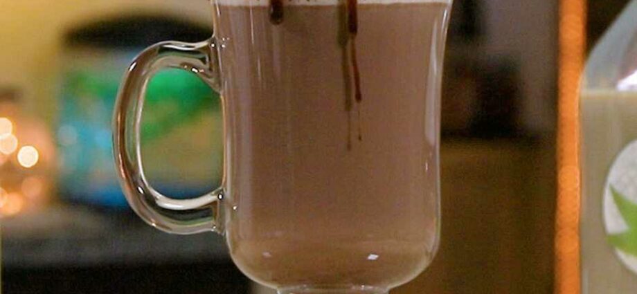 Hennessy and Hot Cocoa cocktail recipe