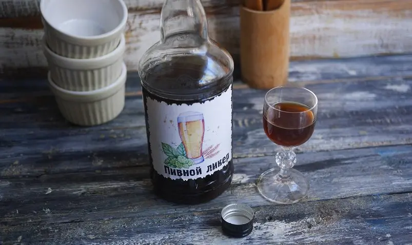 Homemade beer liquor &#8211; hops and sweetness in one bottle