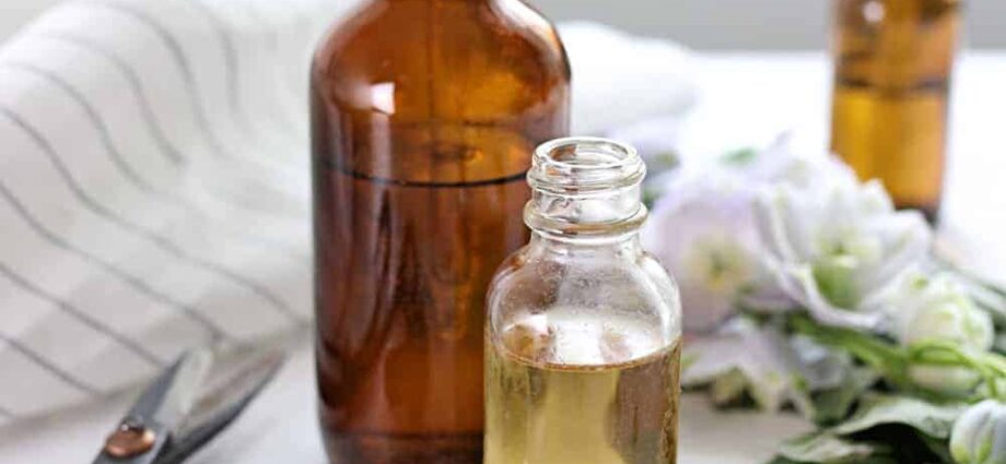 Homemade date tincture