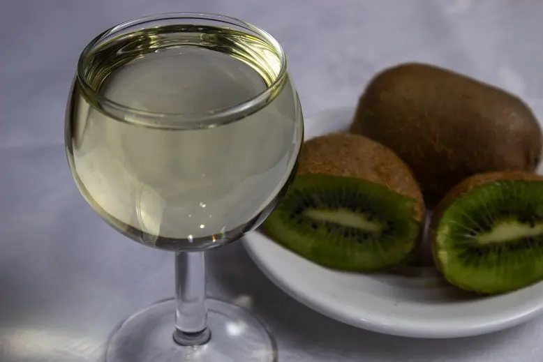 Homemade kiwi wine