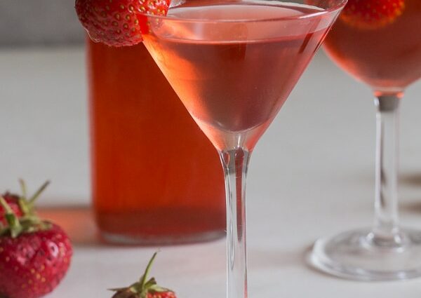 Homemade strawberry liqueurs with and without vodka